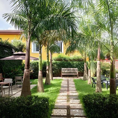 Riad Prince Louis Yaoundé Εξωτερικό φωτογραφία