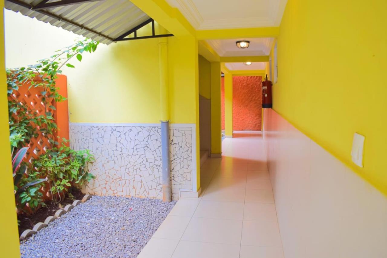 Riad Prince Louis Yaoundé Εξωτερικό φωτογραφία
