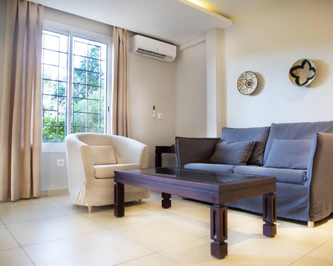 Riad Prince Louis Yaoundé Εξωτερικό φωτογραφία