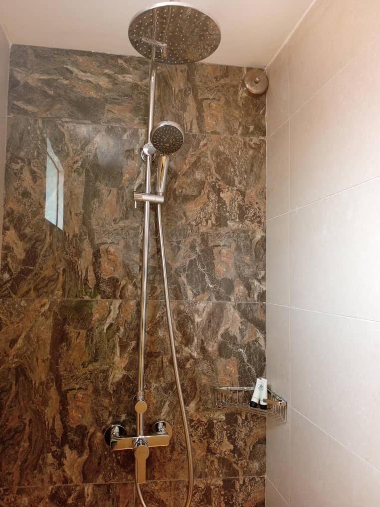 Riad Prince Louis Yaoundé Εξωτερικό φωτογραφία